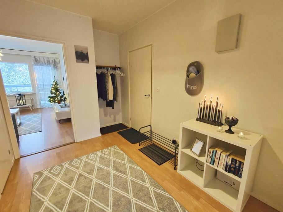 Spacious Apartment With Balcony And Free Wifi 로바니에미 외부 사진