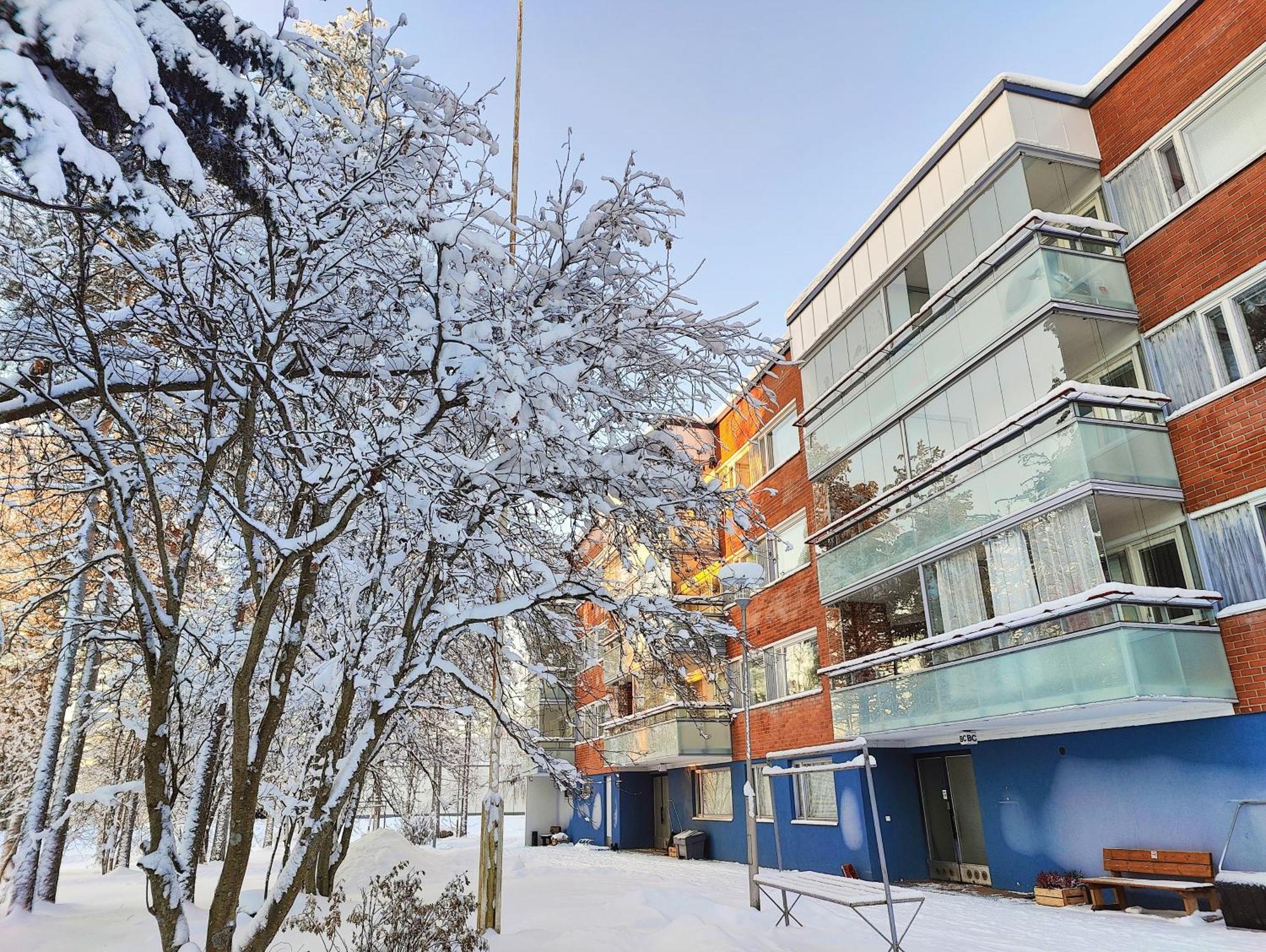 Spacious Apartment With Balcony And Free Wifi 로바니에미 외부 사진